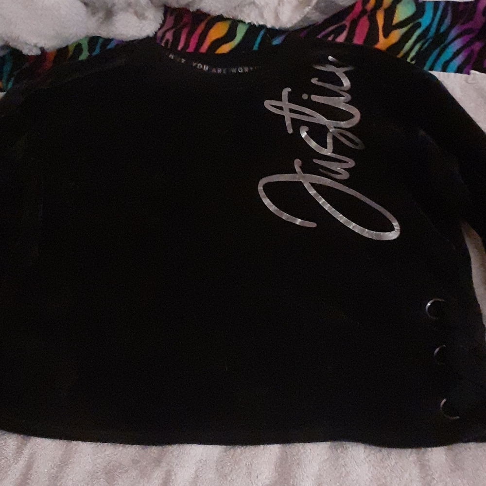 Matching set - Picture 2 of 4